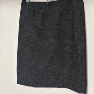 Jones Studio Black Textured Pencil Skirt